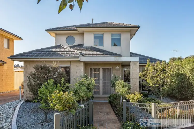 2/201 Queen Street, Altona VIC 3018