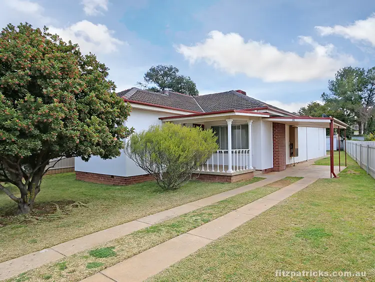 20 Cutler Avenue, Kooringal NSW 2650