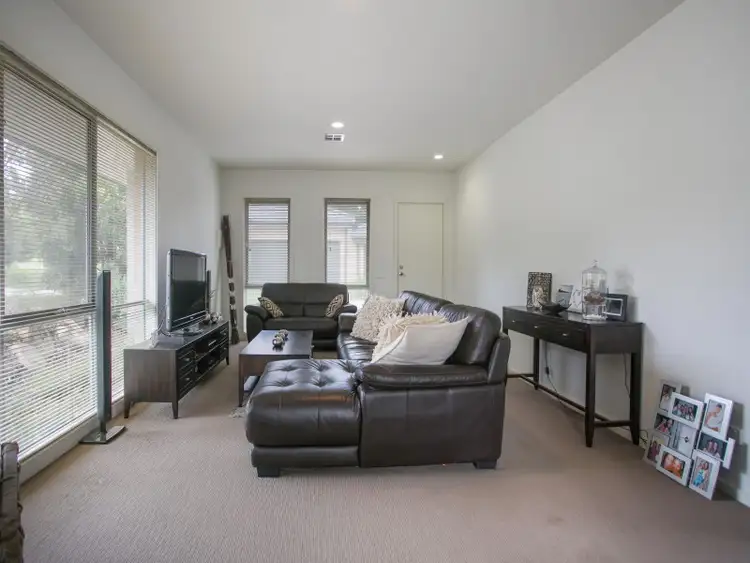 Second view of Homely house listing, 2/3 Warrenwood Place, Langwarrin VIC 3910