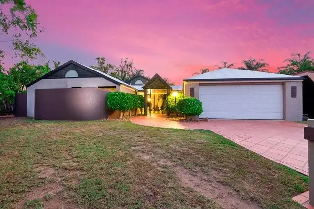 19 Percheron Court, Yamanto QLD 4305