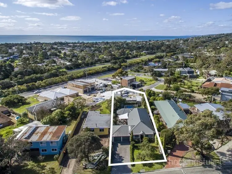 18 Banks Street, Mccrae VIC 3938