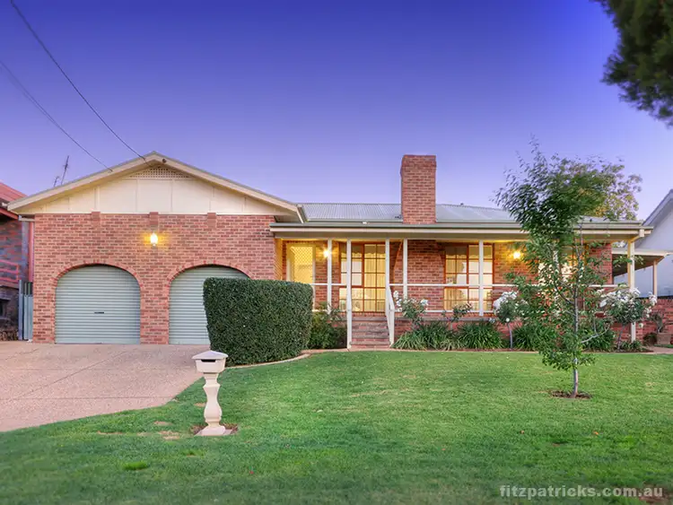 3 MacIntosh Place, Kooringal NSW 2650