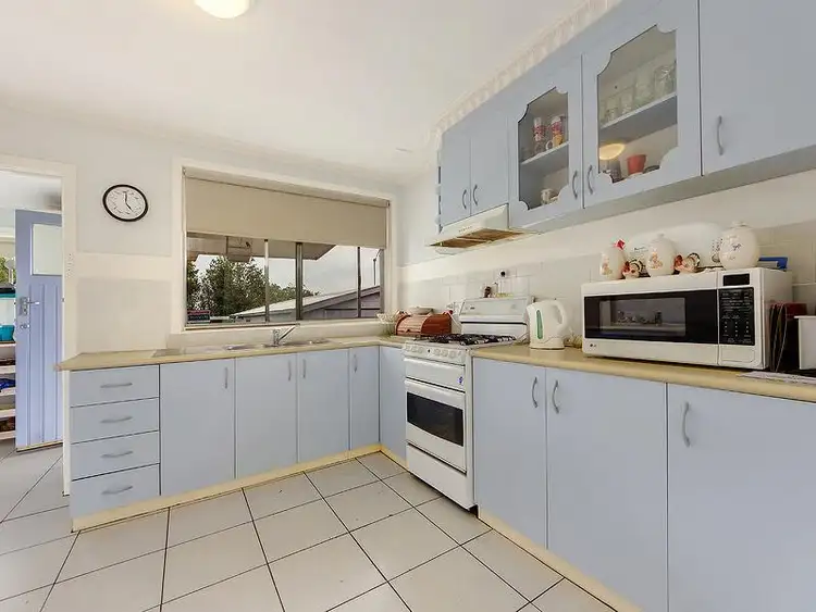 Fifth view of Homely house listing, 15 Kodre Street, St Albans VIC 3021