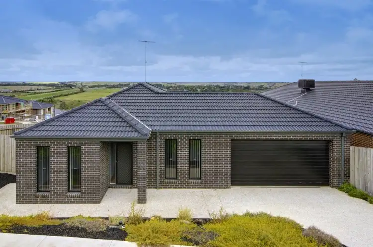 1 Northbridge Road, Highton VIC 3216
