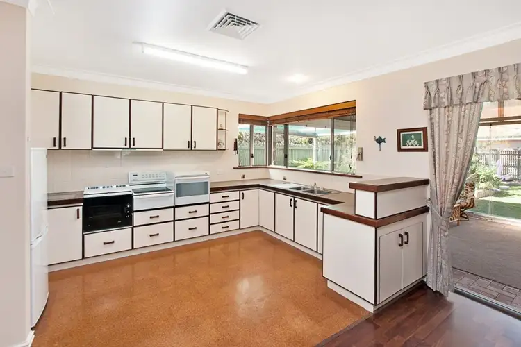 Fourth view of Homely house listing, 2 Kelsey Cove, Broadwater WA 6280
