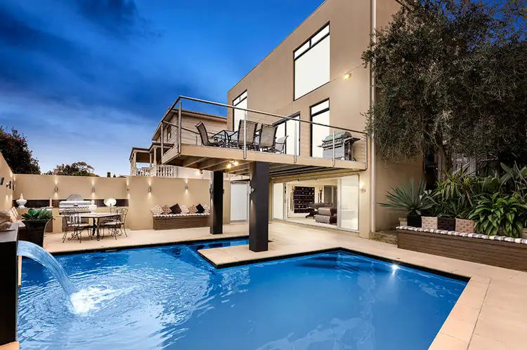 40 Golden Way, Bulleen VIC 3105