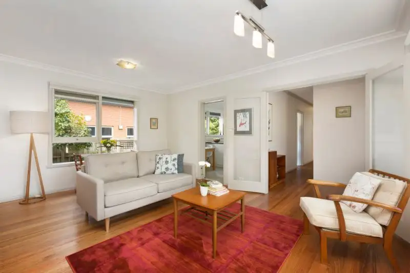 Main view of Homely villa listing, 4/24 Weir Street, Balwyn VIC 3103