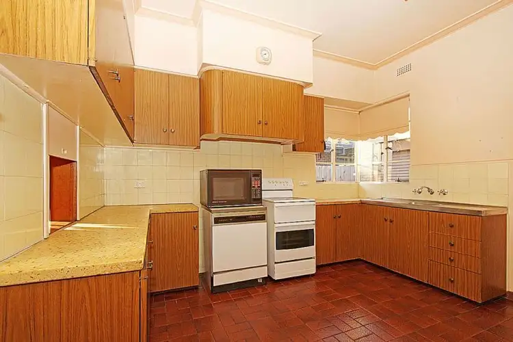 Fifth view of Homely house listing, 28 Mendip Road, Reservoir VIC 3073
