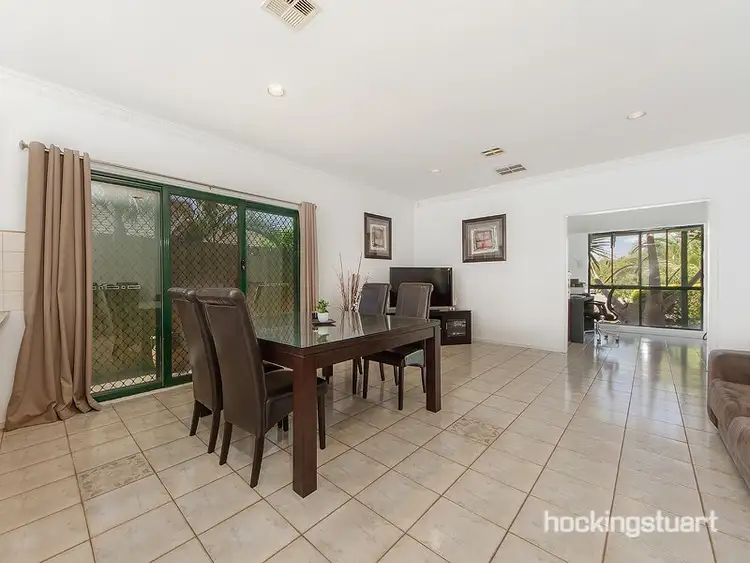 Fifth view of Homely house listing, 14 Jacqueline Court, Hillside VIC 3037