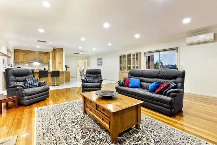 Third view of Homely house listing, 2 Dunraven Court, Watsonia North VIC 3087