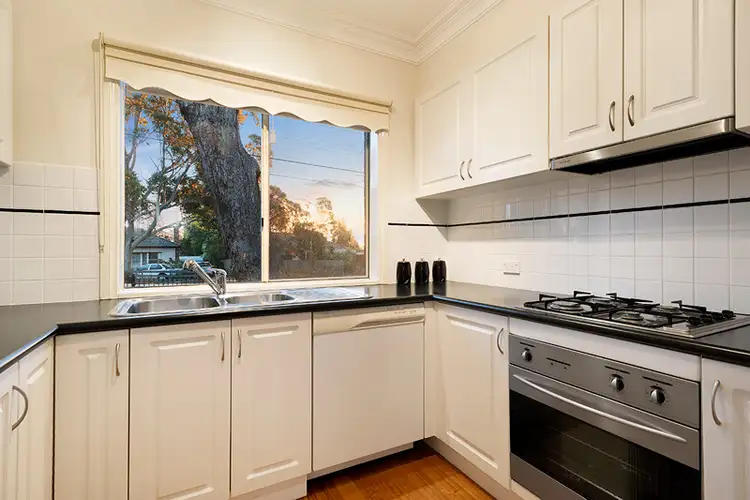 Fifth view of Homely house listing, 1/90 Mountain View Road, Montmorency VIC 3094