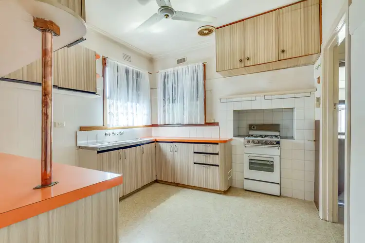 Second view of Homely house listing, 7 Guthrie Street, Kangaroo Flat VIC 3555