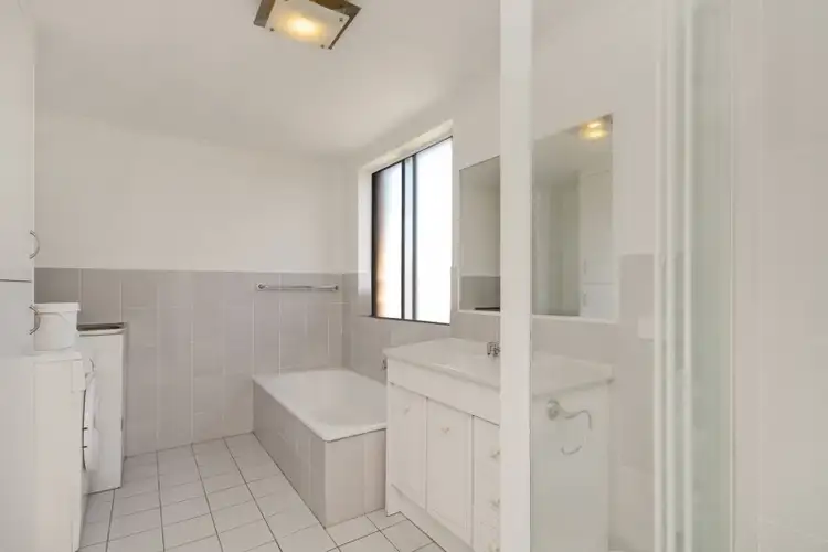 Fifth view of Homely apartment listing, 3/182 Kennedy Drive, Tweed Heads West NSW 2485