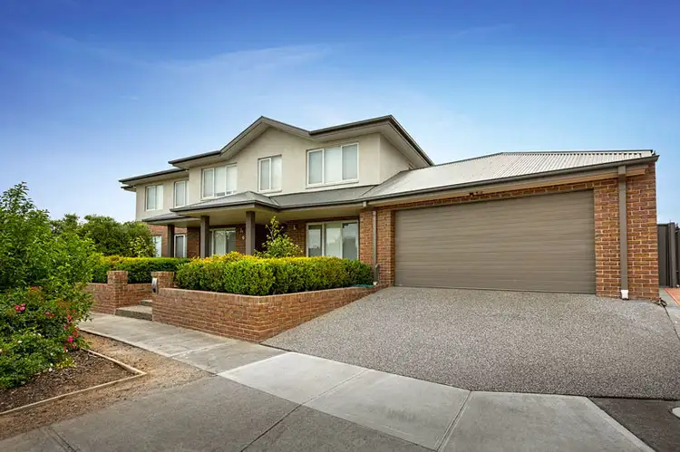 6 Coorong Place, Burnside VIC 3023