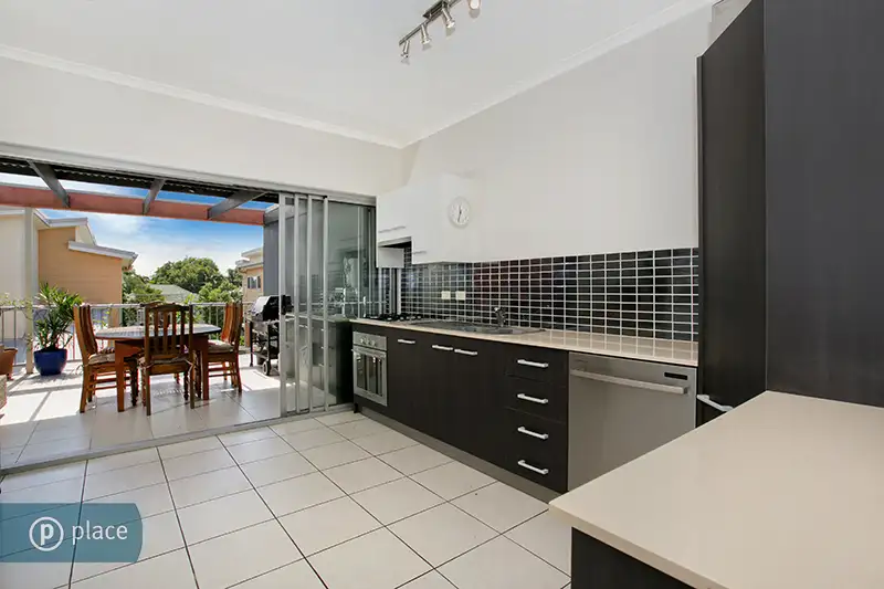 Main view of Homely unit listing, 8/119 Baringa Street, Morningside QLD 4170