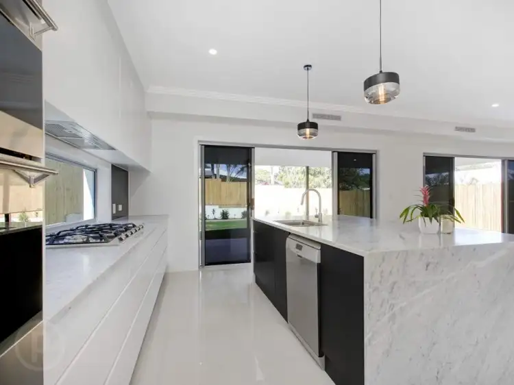 14 Kembla Street, Wavell Heights QLD 4012