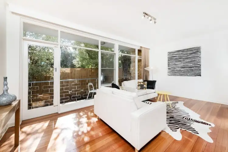 Second view of Homely unit listing, 6/13 Myrniong Street, Glen Iris VIC 3146