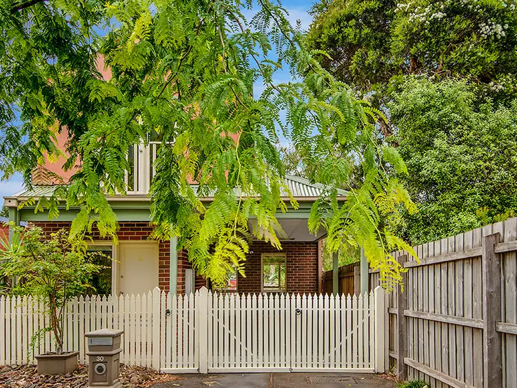 30 Raymond Street, Blackburn North VIC 3130
