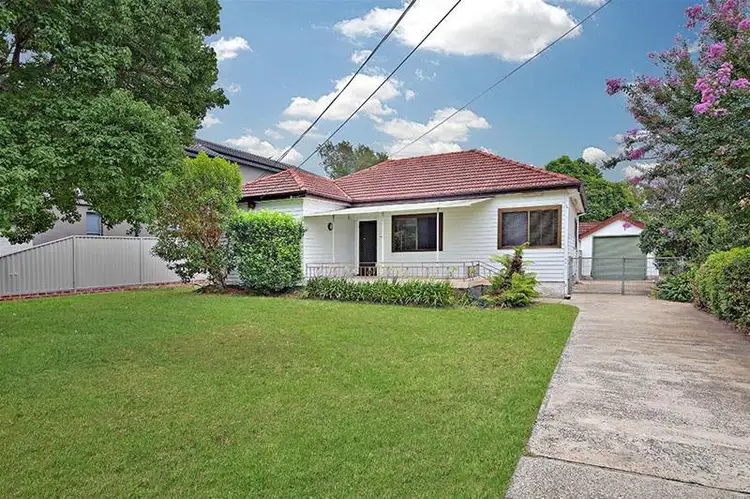 84 Kennedy Street, Picnic Point NSW 2213