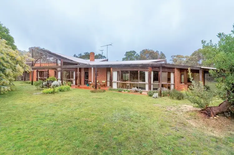 15 Wyuna Crescent, Smythes Creek VIC 3351