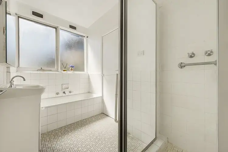 Fifth view of Homely apartment listing, 4/225 Domain Road, South Yarra VIC 3141