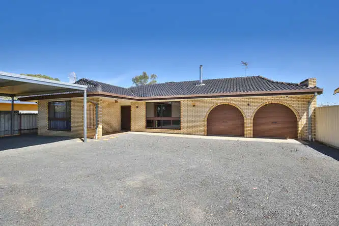 3091 Deakin Avenue, Mildura VIC 3500