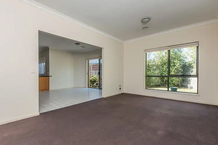 Fifth view of Homely unit listing, 2/25 Schmitt Court, Whittington VIC 3219
