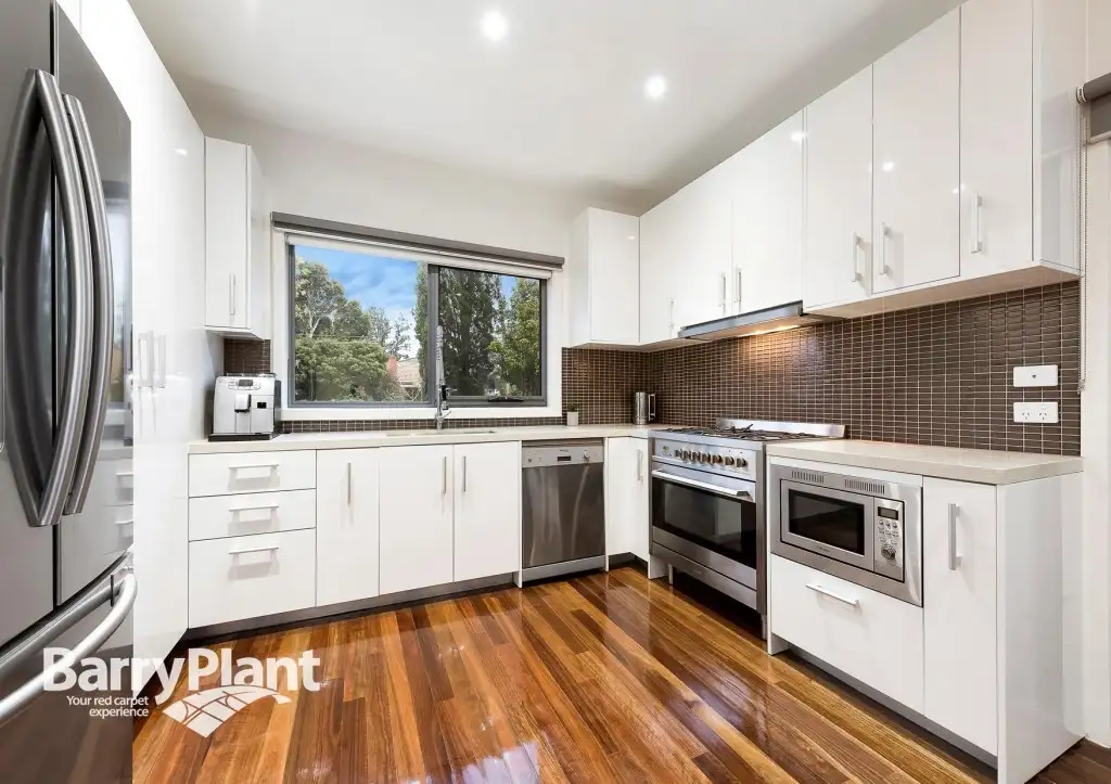 Main view of Homely townhouse listing, 1/10 Poplar Crescent, Bellfield VIC 3081