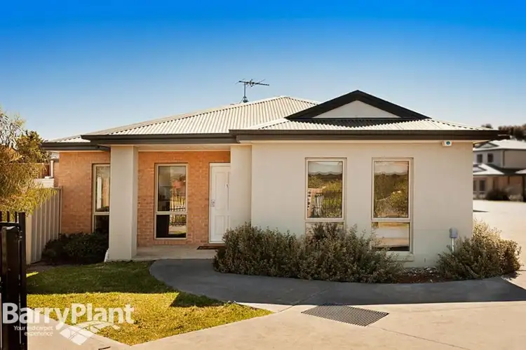 1/9 Trembath Court, Altona Meadows VIC 3028