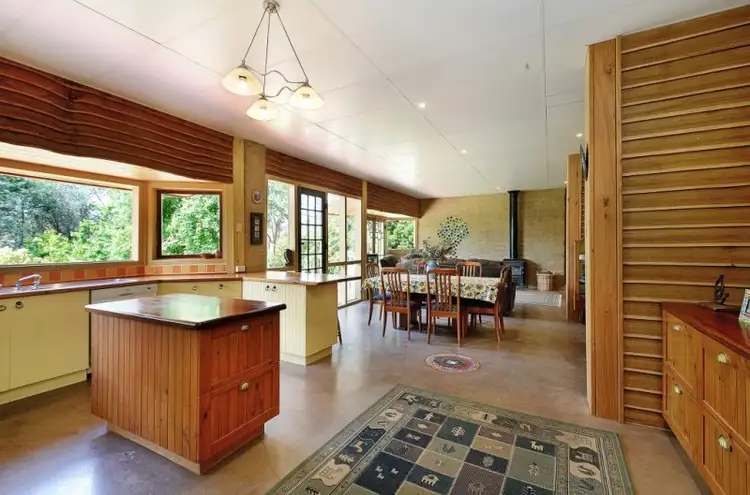30 Sunnyside Terrace, Emerald VIC 3782