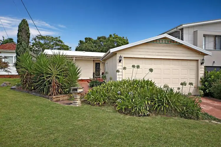 19 Gracemar Avenue, Panania NSW 2213