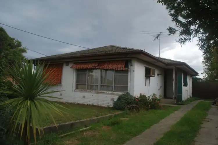 Second view of Homely house listing, 3 Crossley Crescent, Coolaroo VIC 3048