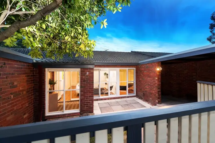 2/82 Brunel Street, Malvern East VIC 3145