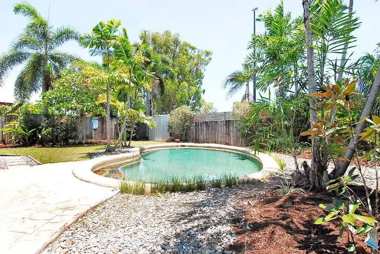 28 Ellis Close, Kewarra Beach QLD 4879