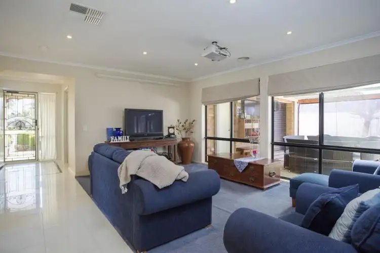 Fourth view of Homely house listing, 6 Ombana Court, Ascot VIC 3551