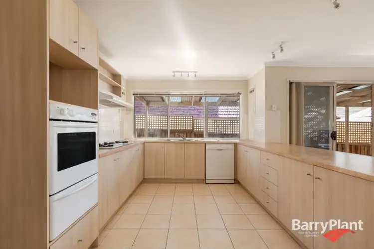 Fifth view of Homely house listing, 8 Cranberry Place, Bundoora VIC 3083