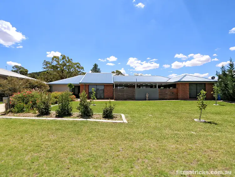 71 Strickland Drive, Boorooma NSW 2650
