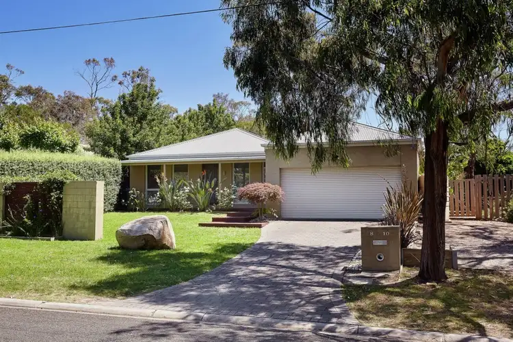 8 Batman Avenue, Mount Eliza VIC 3930