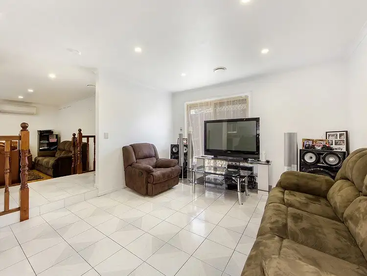 Second view of Homely house listing, 9 Kiparra Close, St Albans VIC 3021