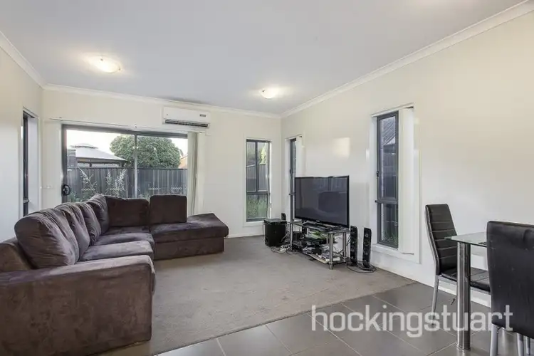 Fifth view of Homely house listing, 1/2 Glamis Court, Derrimut VIC 3030