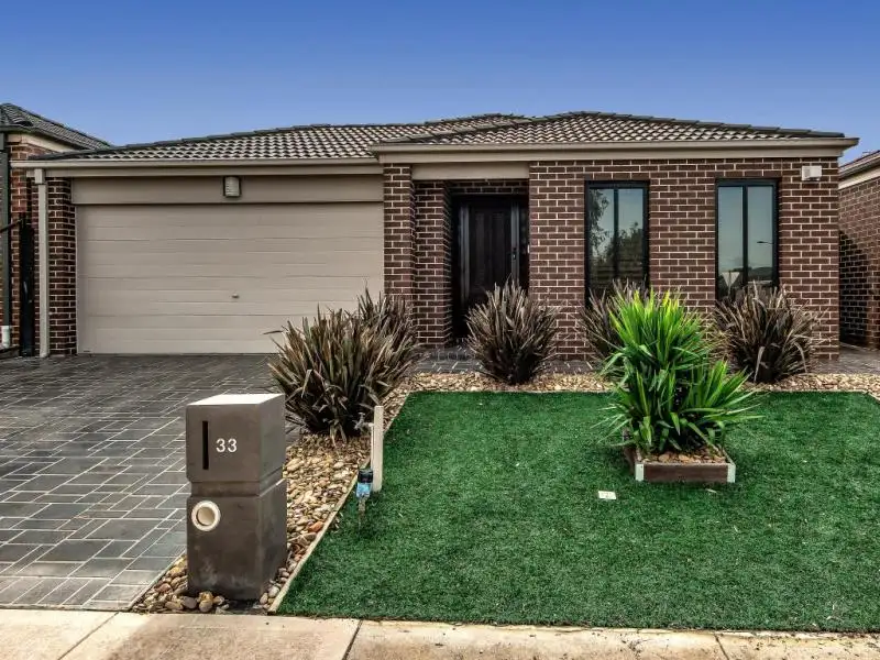 Main view of Homely house listing, 33 Wylie Circuit, Burnside VIC 3023