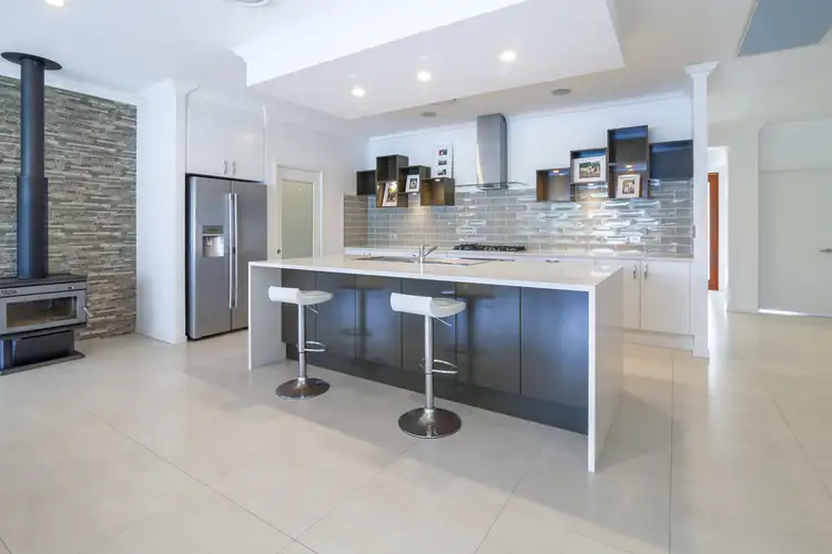 Sixth view of Homely house listing, 8 Shiloh Court, Pine Mountain QLD 4306