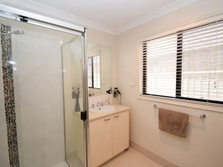 Seventh view of Homely house listing, 8 Puglisi Court, Wangaratta VIC 3677