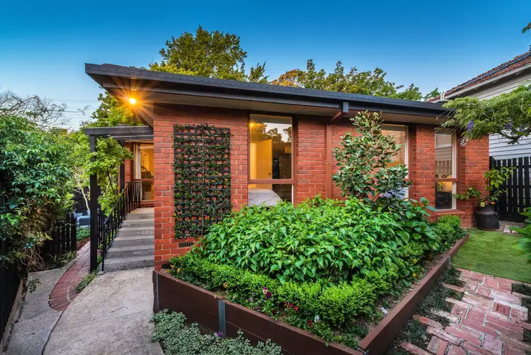 2/2 Jickell Avenue, Glen Iris VIC 3146