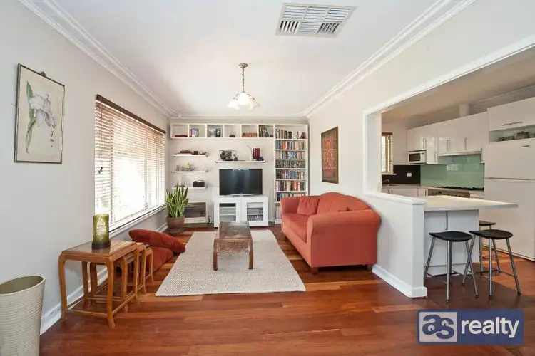 Sixth view of Homely semi-detached listing, A/465 Lennard Street, Dianella WA 6059