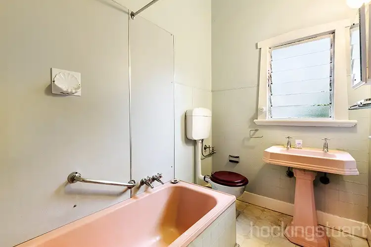 Fifth view of Homely house listing, 8 Dalmor Avenue, Ormond VIC 3204