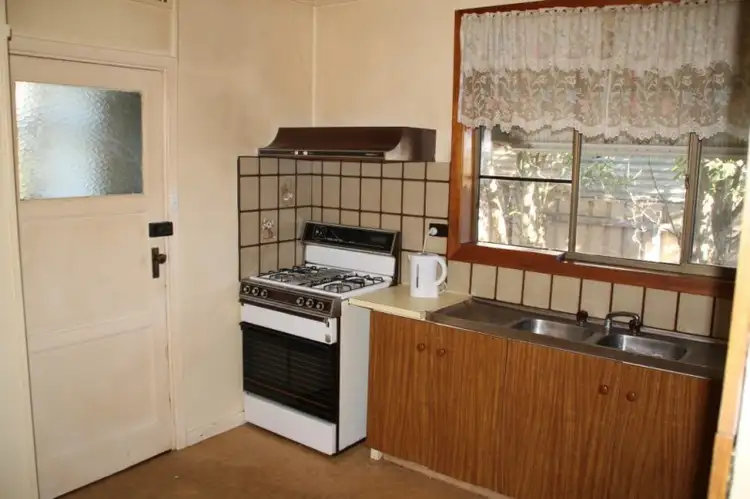 Third view of Homely house listing, 8 Irving Street, Wangaratta VIC 3677