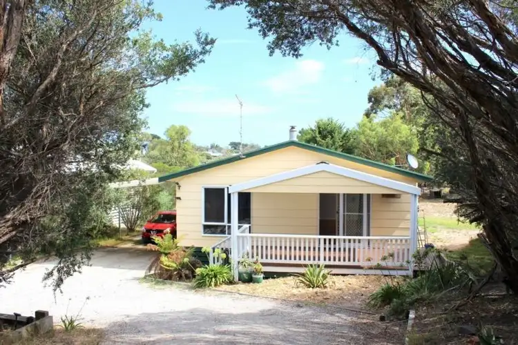 13 ATKINSON AVENUE, Venus Bay VIC 3956