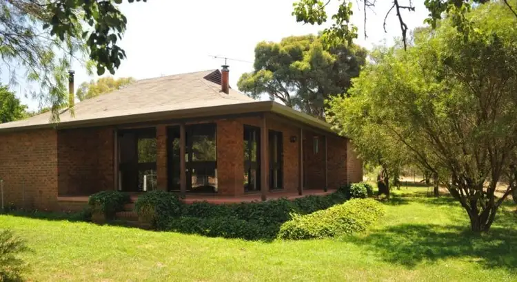 443 Black Dog Creek Road, Chiltern VIC 3683