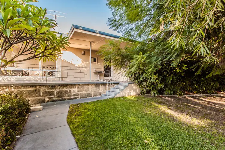 42 Preston Point Road, East Fremantle WA 6158